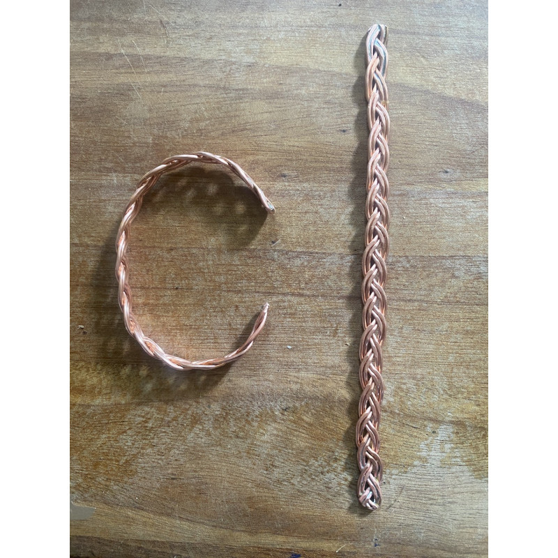 Bracelet cuivre double fil torsadé.